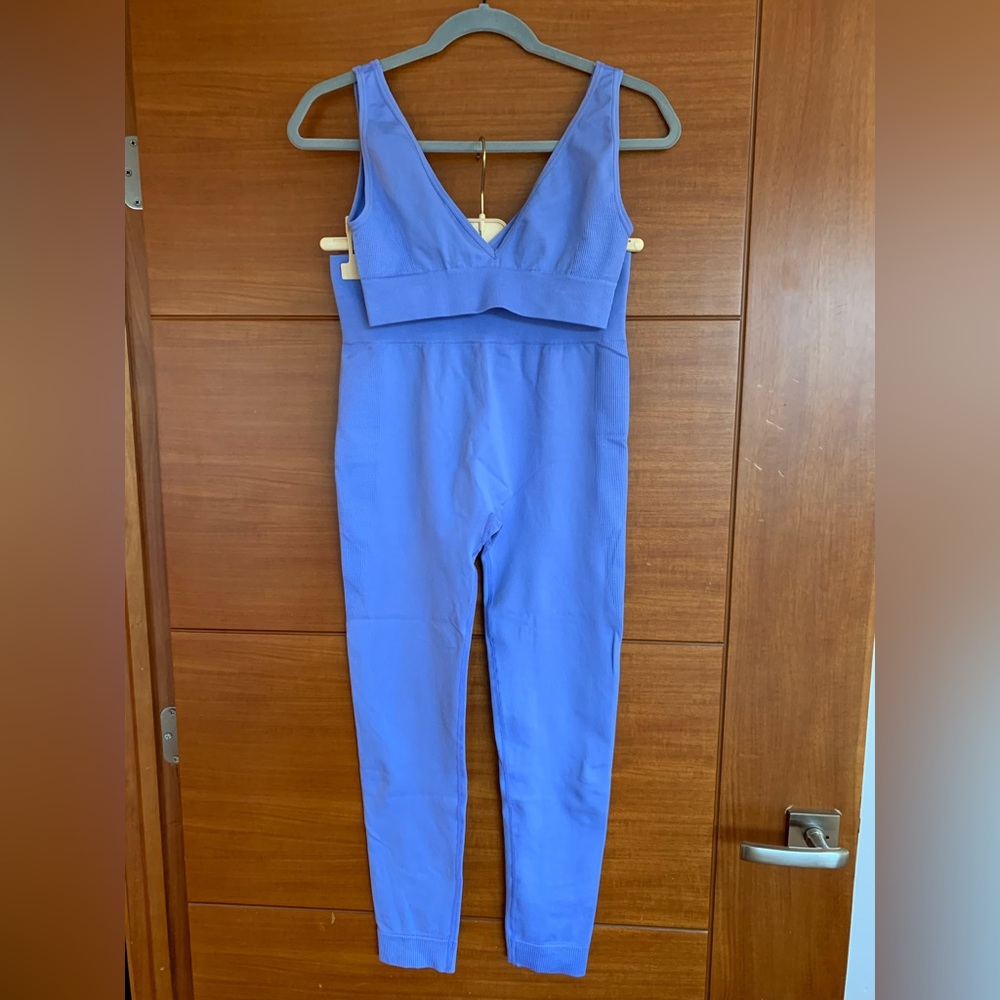 WeWoreWhat Workout Set (Powder Blue)